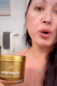 Gold Anti Aging Influencer